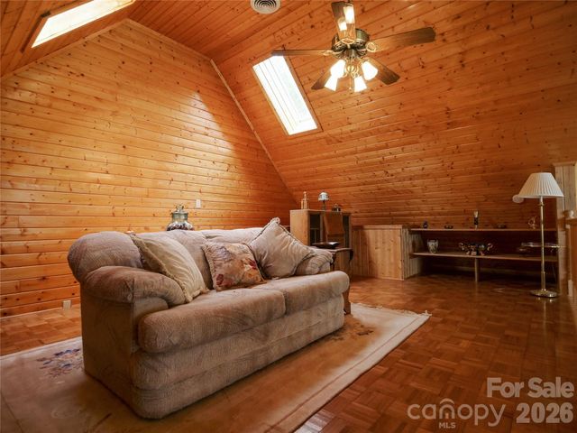 386 Arrowhead Trail, Columbus, NC 28722