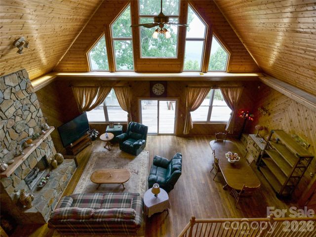 386 Arrowhead Trail, Columbus, NC 28722