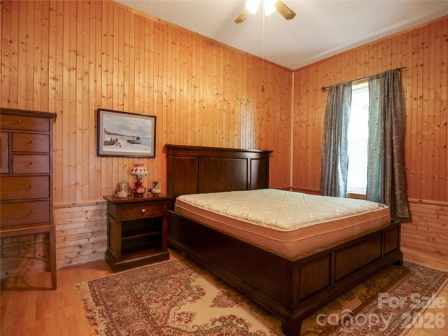 386 Arrowhead Trail, Columbus, NC 28722