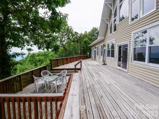386 Arrowhead Trail, Columbus, NC 28722