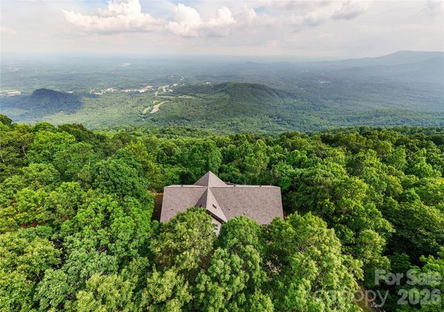 386 Arrowhead Trail, Columbus, NC 28722