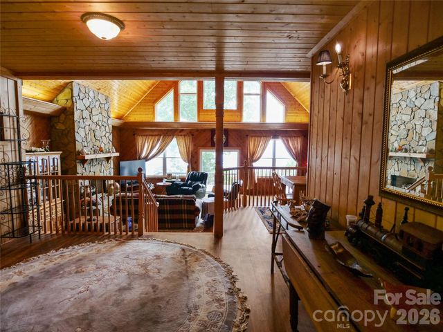386 Arrowhead Trail, Columbus, NC 28722