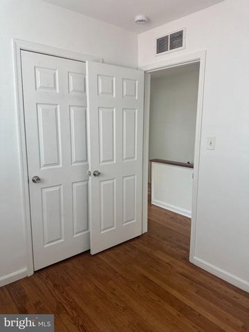5296 CHILLUM PL NE, Washington, DC 20011
