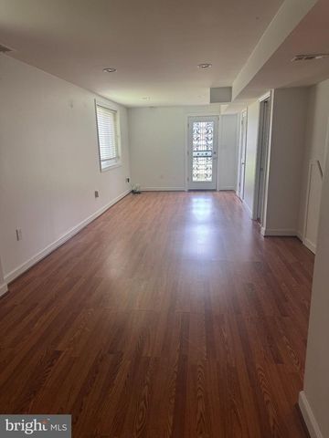 5296 CHILLUM PL NE, Washington, DC 20011