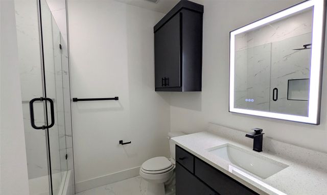 5629 Lester Granger, Fort Worth, TX 76112