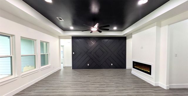 5629 Lester Granger, Fort Worth, TX 76112