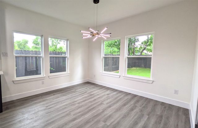 5629 Lester Granger, Fort Worth, TX 76112