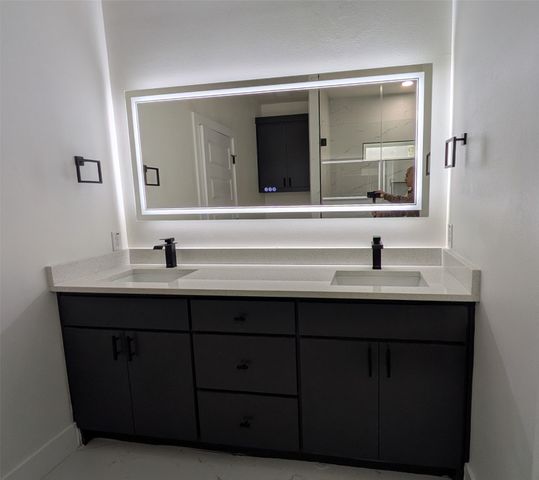 5629 Lester Granger, Fort Worth, TX 76112