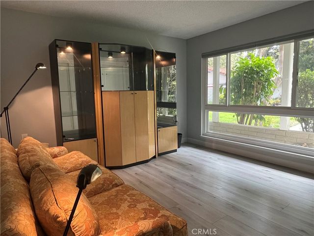 2057 Via Mariposa E B, Laguna Woods, CA 92637