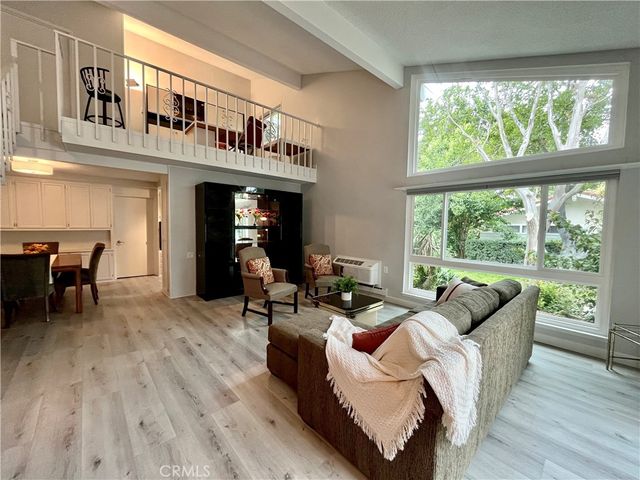 2057 Via Mariposa E B, Laguna Woods, CA 92637