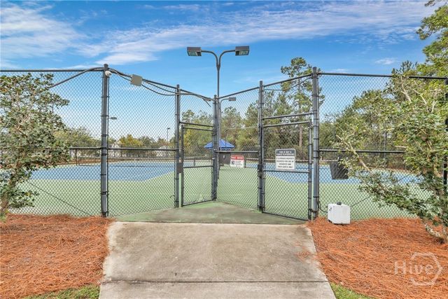 425 Stonebridge Circle, Savannah, GA 31419