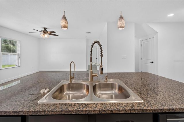 9637 TRONCAIS CIRCLE, Thonotosassa, FL 33592