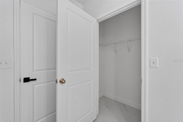 9637 TRONCAIS CIRCLE, Thonotosassa, FL 33592