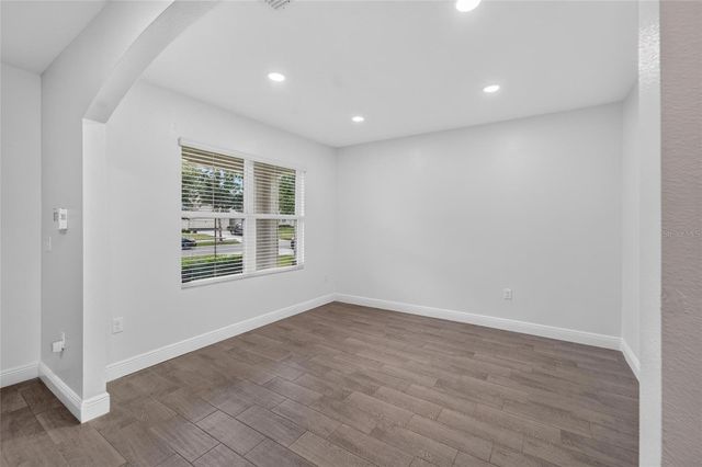 9637 TRONCAIS CIRCLE, Thonotosassa, FL 33592