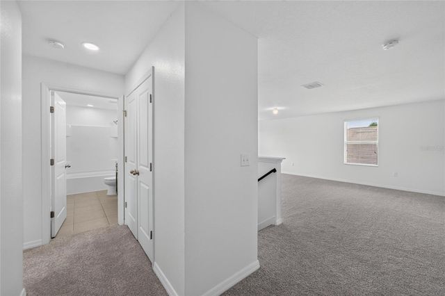 9637 TRONCAIS CIRCLE, Thonotosassa, FL 33592