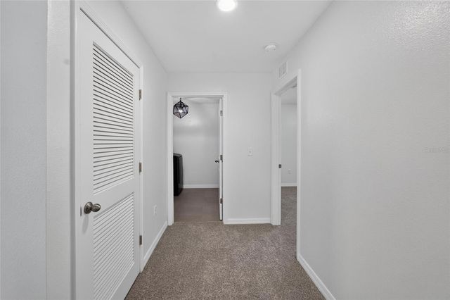9637 TRONCAIS CIRCLE, Thonotosassa, FL 33592