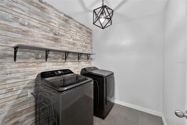 9637 TRONCAIS CIRCLE, Thonotosassa, FL 33592