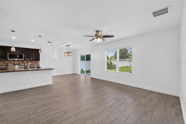 9637 TRONCAIS CIRCLE, Thonotosassa, FL 33592