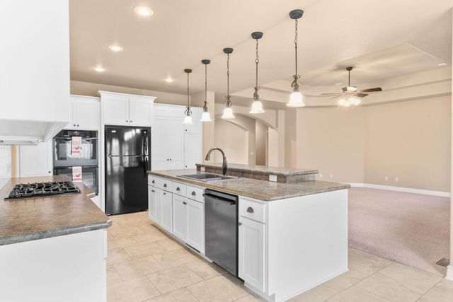 608 E Penzance Drive, Nixa, MO 65714