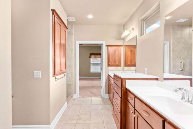 608 E Penzance Drive, Nixa, MO 65714