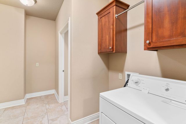 608 E Penzance Drive, Nixa, MO 65714