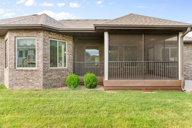 608 E Penzance Drive, Nixa, MO 65714