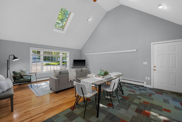 123 Indian Hill Road, Worcester, MA 01606