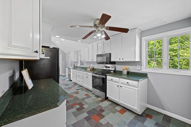 123 Indian Hill Road, Worcester, MA 01606