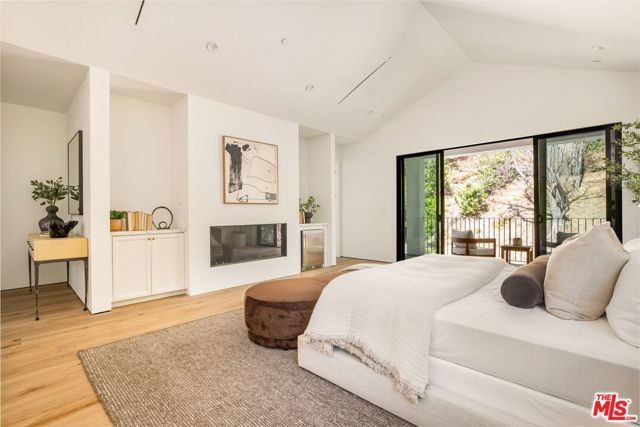 16815 Shileno Place, Encino (los Angeles), CA 91436