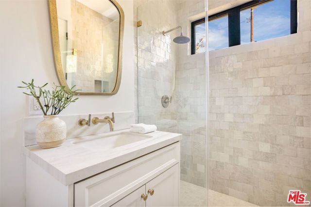 16815 Shileno Place, Encino (los Angeles), CA 91436