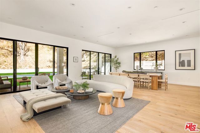 16815 Shileno Place, Encino (los Angeles), CA 91436