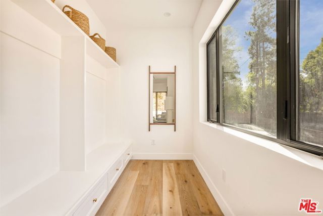 16815 Shileno Place, Encino (los Angeles), CA 91436