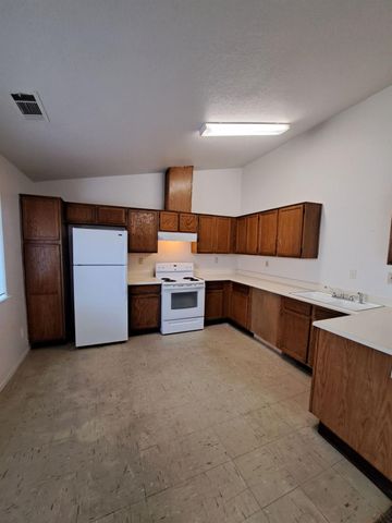 12486 Georgia Lane, Madera, CA 93637