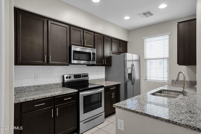 240 W JUNIPER Avenue 1047, Gilbert, AZ 85233