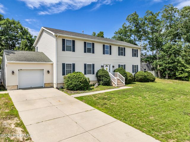 916 Buccaneer Lane, Manahawkin, NJ 08050