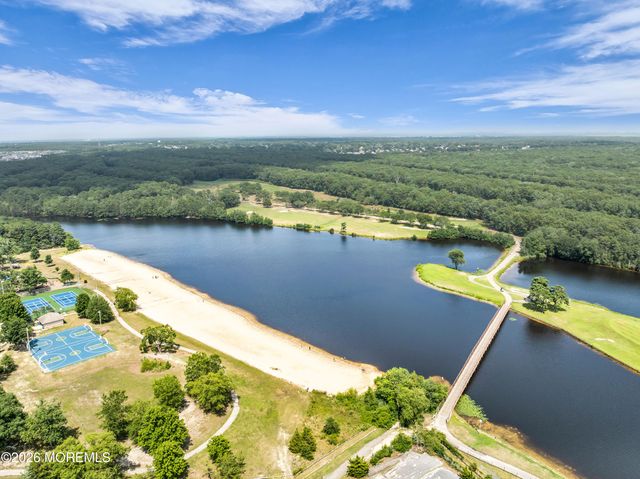 916 Buccaneer Lane, Manahawkin, NJ 08050