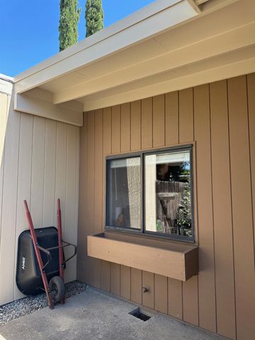 34 Chief Ct, Sacramento, CA 95833