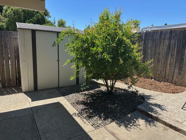 34 Chief Ct, Sacramento, CA 95833
