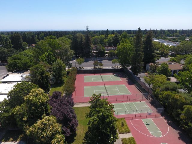 34 Chief Ct, Sacramento, CA 95833