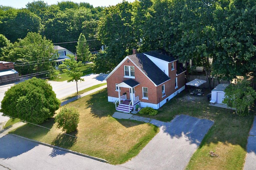 271 South Main Street, Auburn, ME 04210 — exterior