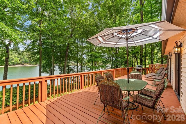 8460 Keven Circle, Sherrills Ford, NC 28673
