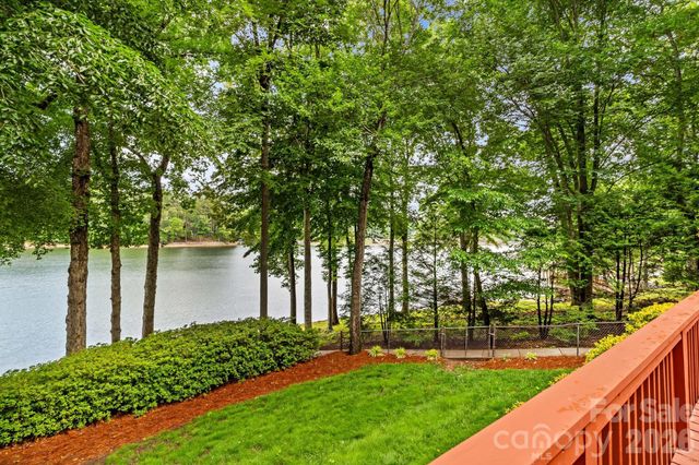 8460 Keven Circle, Sherrills Ford, NC 28673