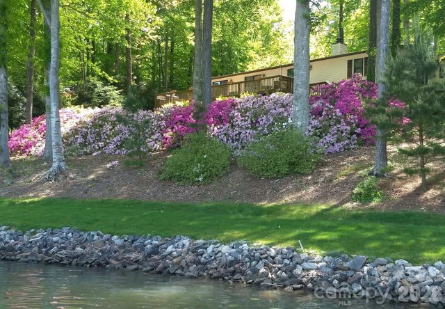 8460 Keven Circle, Sherrills Ford, NC 28673