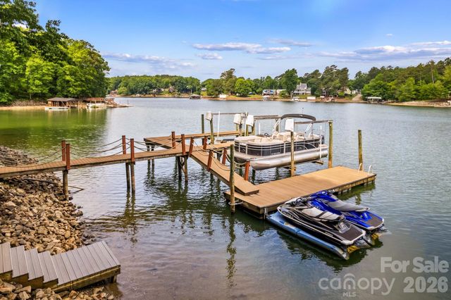 8460 Keven Circle, Sherrills Ford, NC 28673