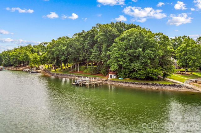 8460 Keven Circle, Sherrills Ford, NC 28673