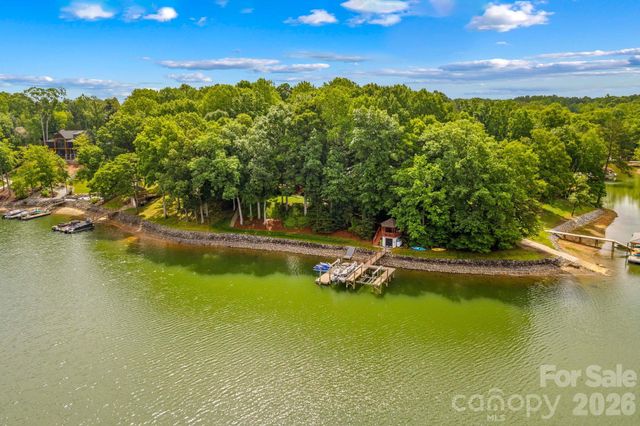 8460 Keven Circle, Sherrills Ford, NC 28673