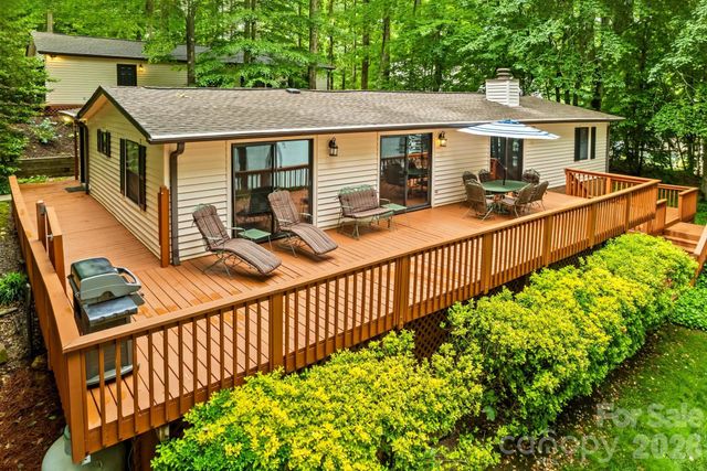 8460 Keven Circle, Sherrills Ford, NC 28673