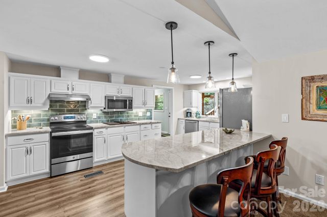 8460 Keven Circle, Sherrills Ford, NC 28673
