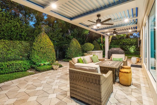 4361 Gleneagles Drive, Boynton Beach, FL 33436