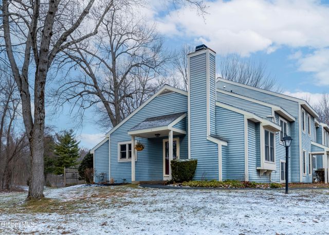 1 Freemans Way, Halfmoon, NY 12065